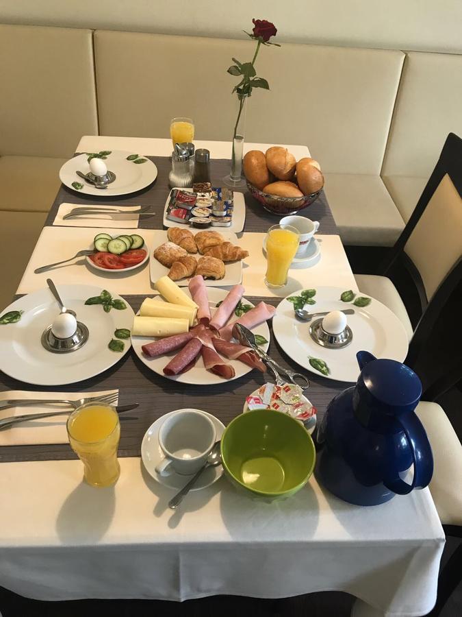 Hotel Friedrich ฮาเคนบวร์ก ภายนอก รูปภาพ